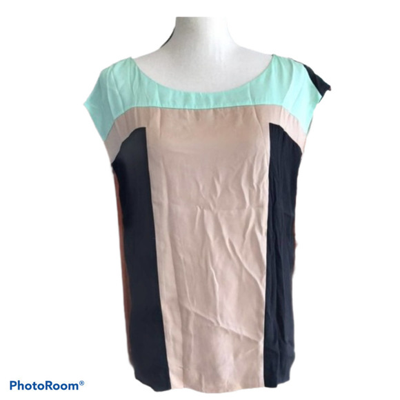 Vero Moda Tops - Vero Moda Color Block Blouse